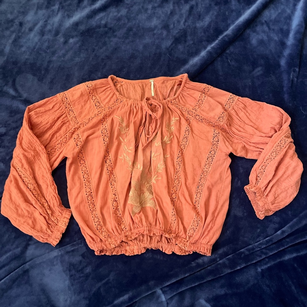 Free People Maria Crochet Embroidered Gauze Rust Boho Peasant Blouse size Xs